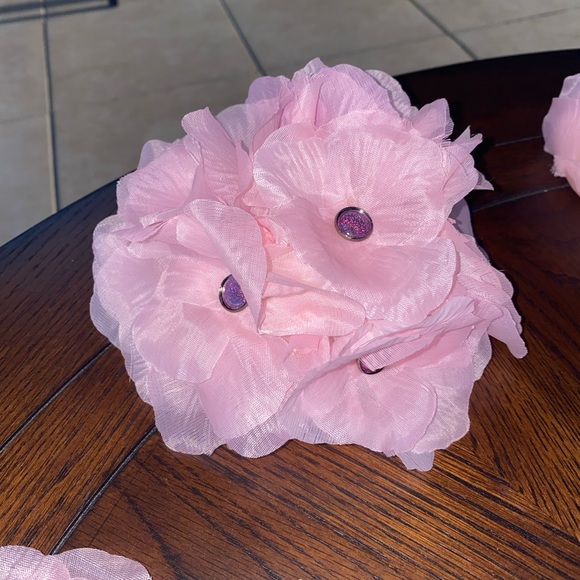 Homemade Flower Decorations - Picture 4 of 6